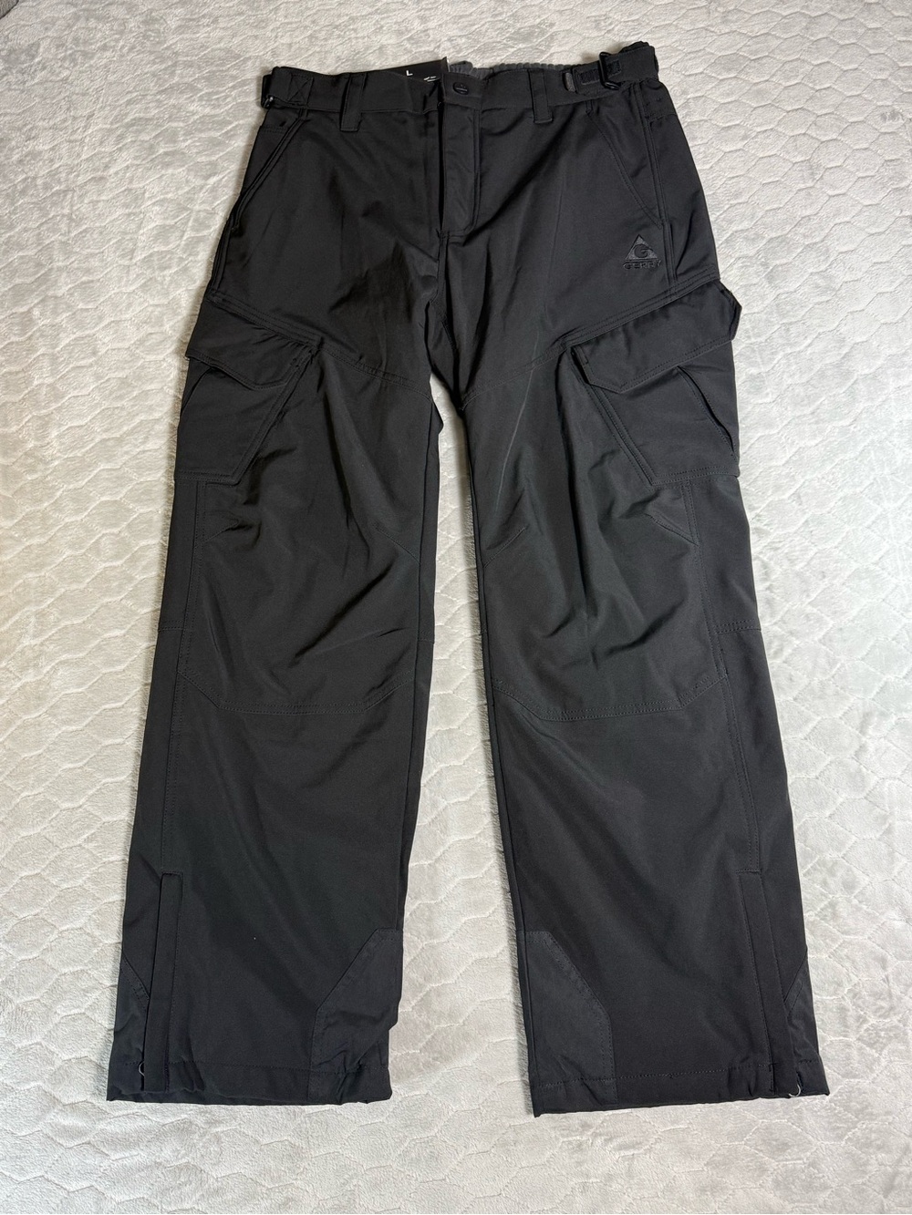 Gerry Men’s Fleece Lined Softshell Cargo Hiking Pants Black Large NWT